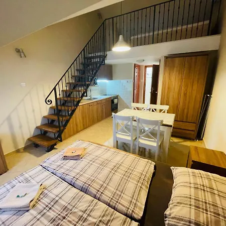 Marcell Apartman Gyula Exterior foto
