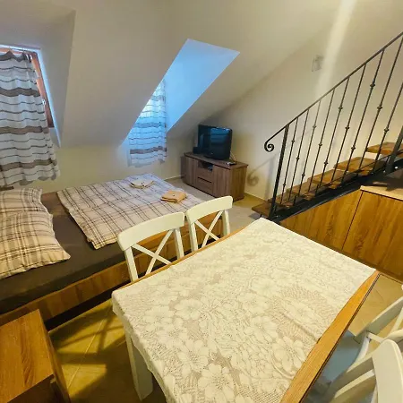 Marcell Apartman Gyula Exterior foto